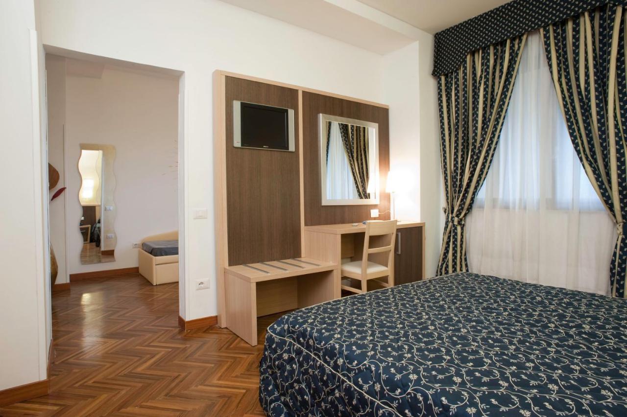 Hotel Astoria Fermo megye Kültér fotó