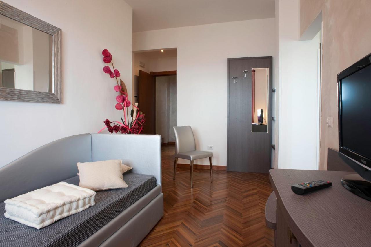 Hotel Astoria Fermo megye Kültér fotó