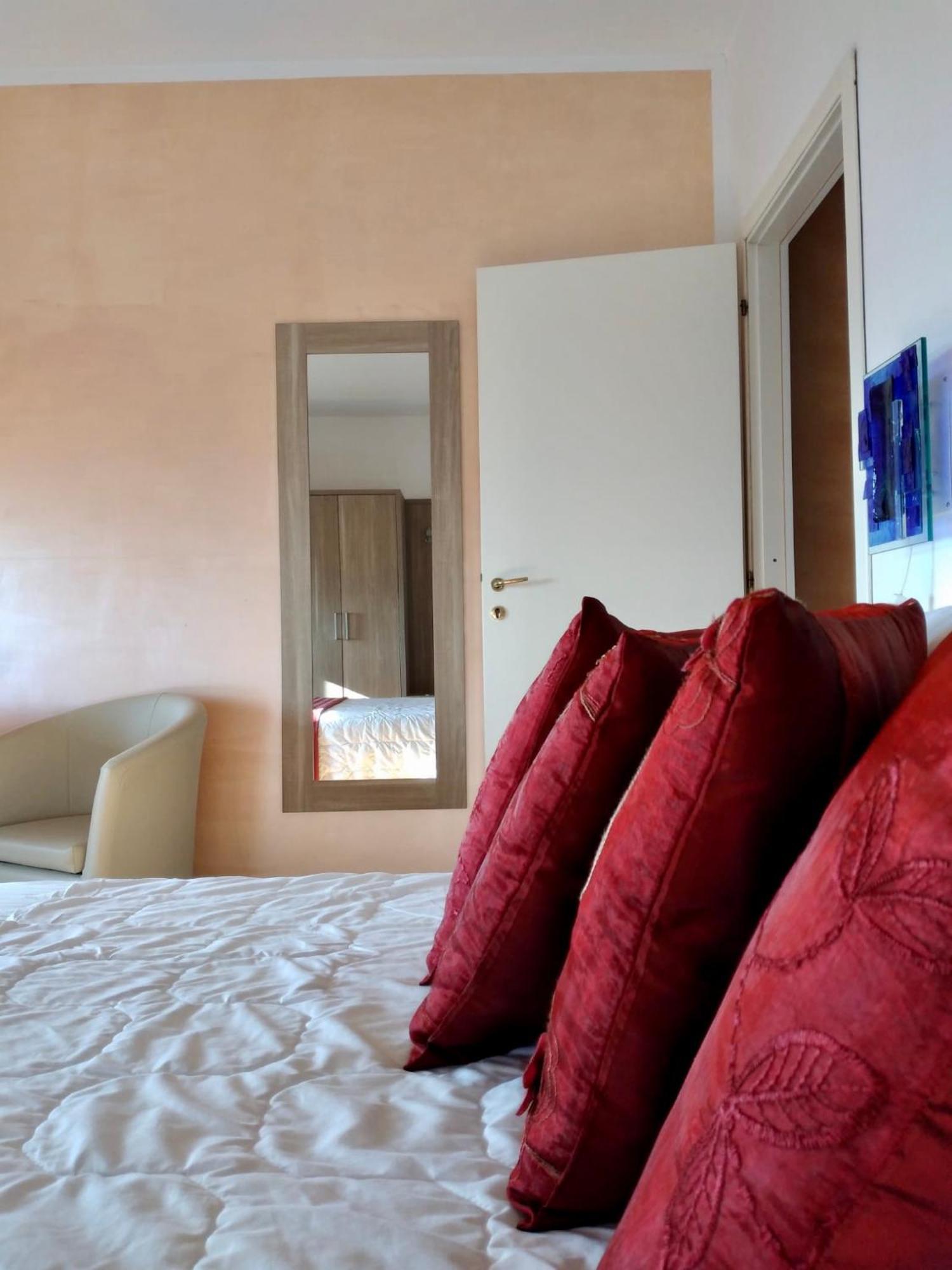 Hotel Astoria Fermo megye Kültér fotó